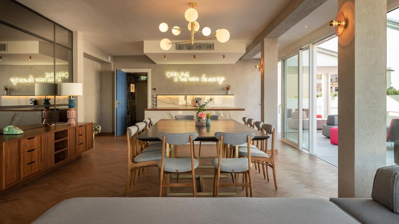 The Box Riccione - Adults Only Hotel Екстериор снимка